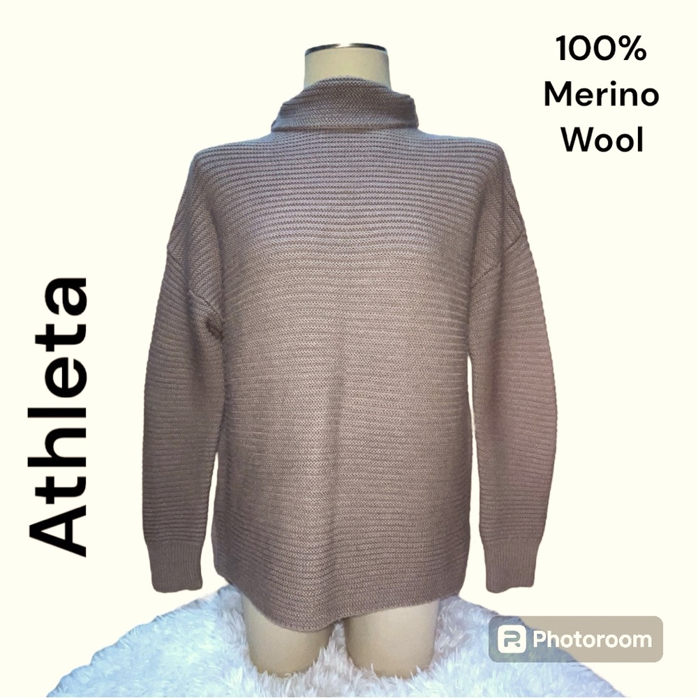 Athleta Lodge Pull Over Sweater 100% Merino Wool in Walnut Taupe Women's Size M